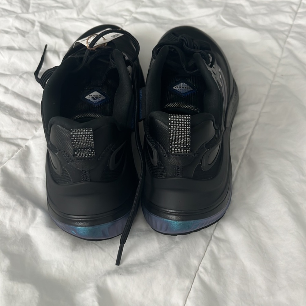 Adidas AlphaMagma Guard - GX1177 - Black / Dark Marine Men 7 - woman 8 - Picture 4 of 8